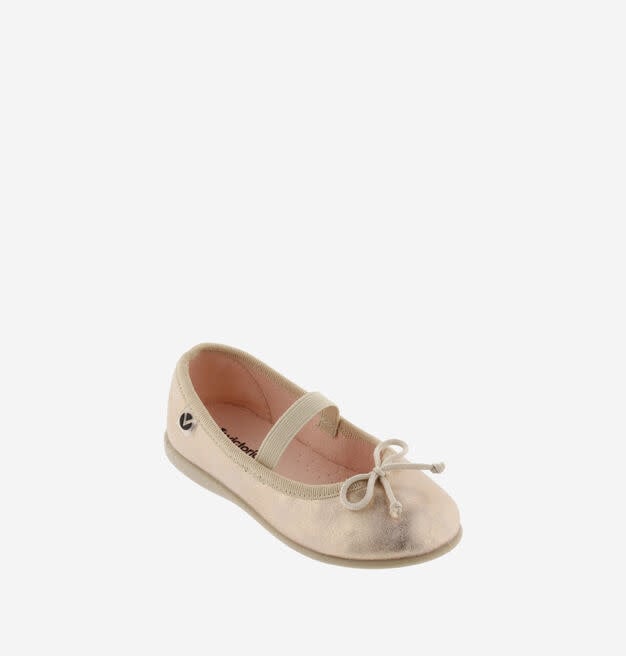 VICTORIA MARY JANE FLATS
